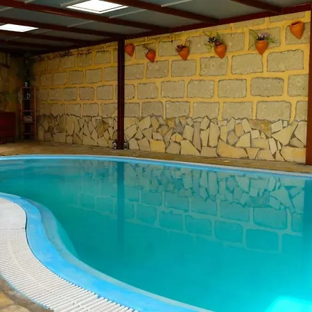 Casa En De Uva Con Piscina Privada, Cubierta Y Climatizada