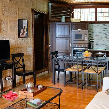 Prázdninový dům Casa En De Uva Con Piscina Privada, Cubierta Y Climatizada